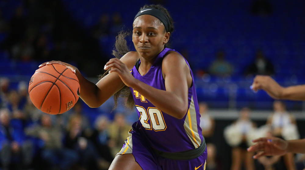 Golden Eagles continue winning ways in 65-50 victory over SIUE