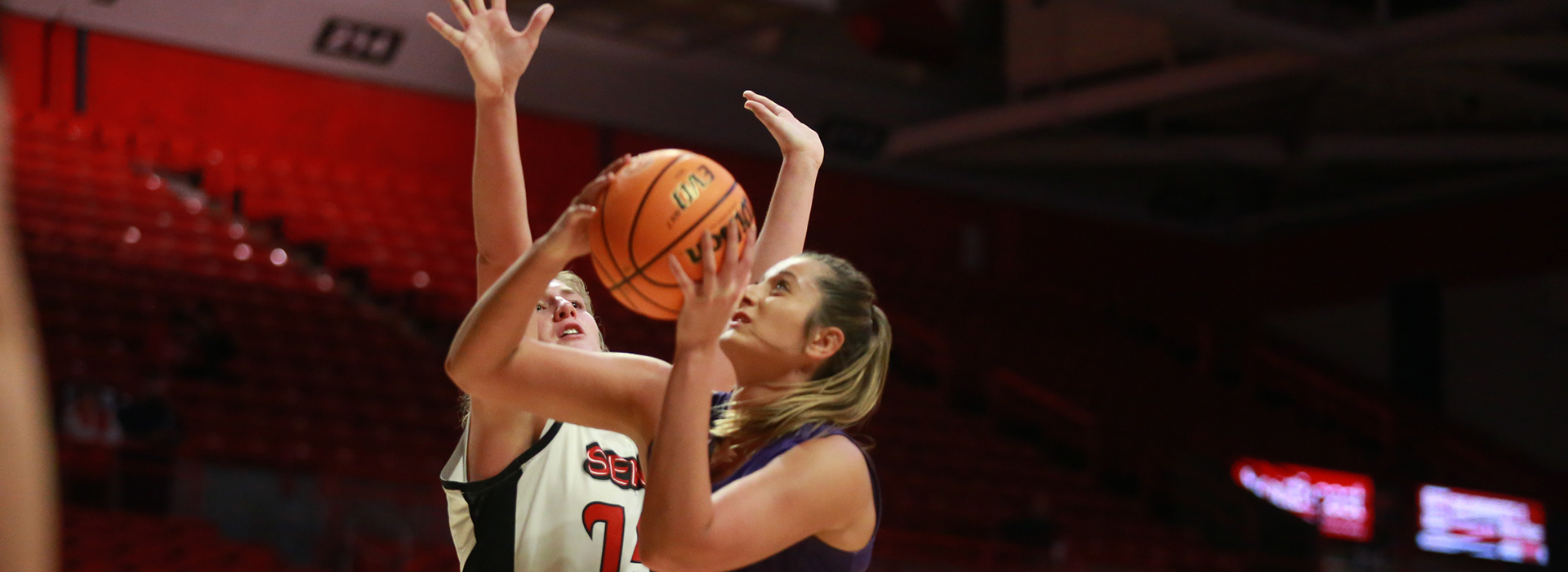 Tech women cruise to victory over Redhawks