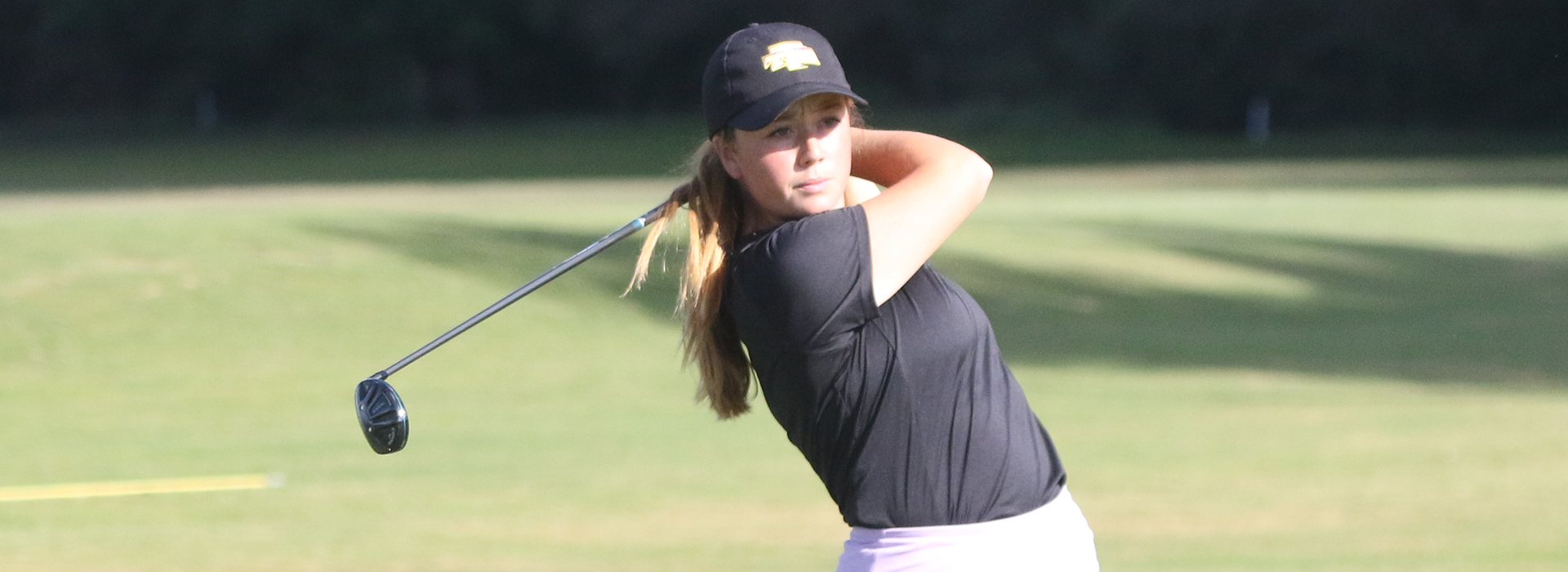 Golden Eagles 11th following first round at UNCG Collegiate