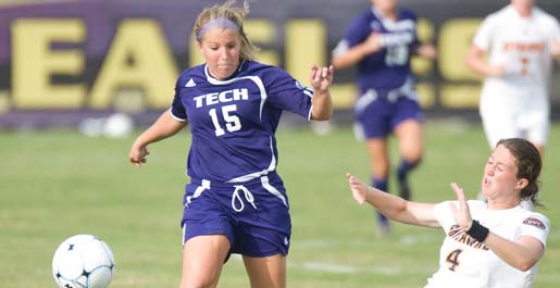 Meloff's two goals lead Golden Eagles to 2-1 win over Lipscomb