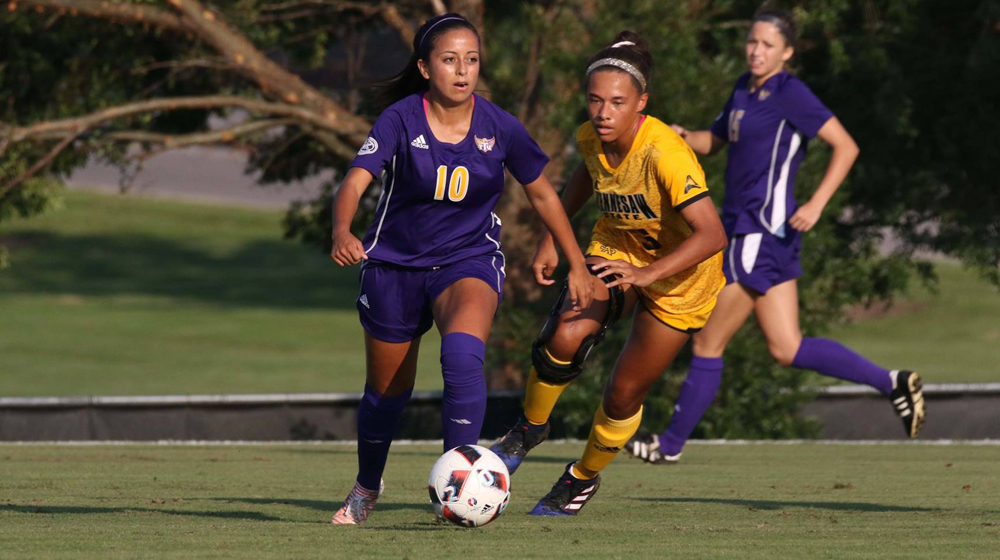 Golden Eagles fight tooth and nail in 1-0 overtime loss at Vanderbilt