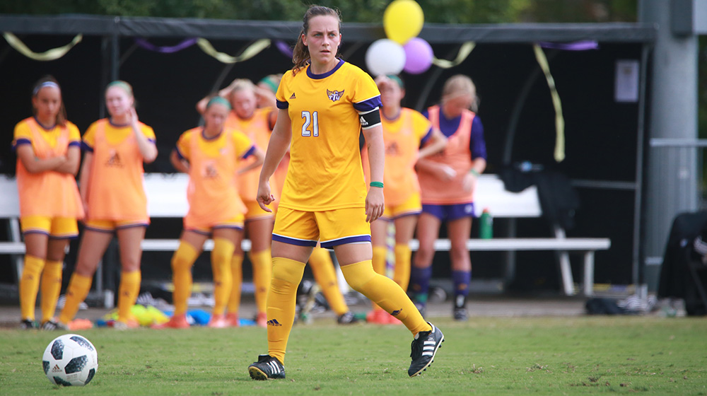 Golden Eagles square off with EIU on Friday for only match of the week