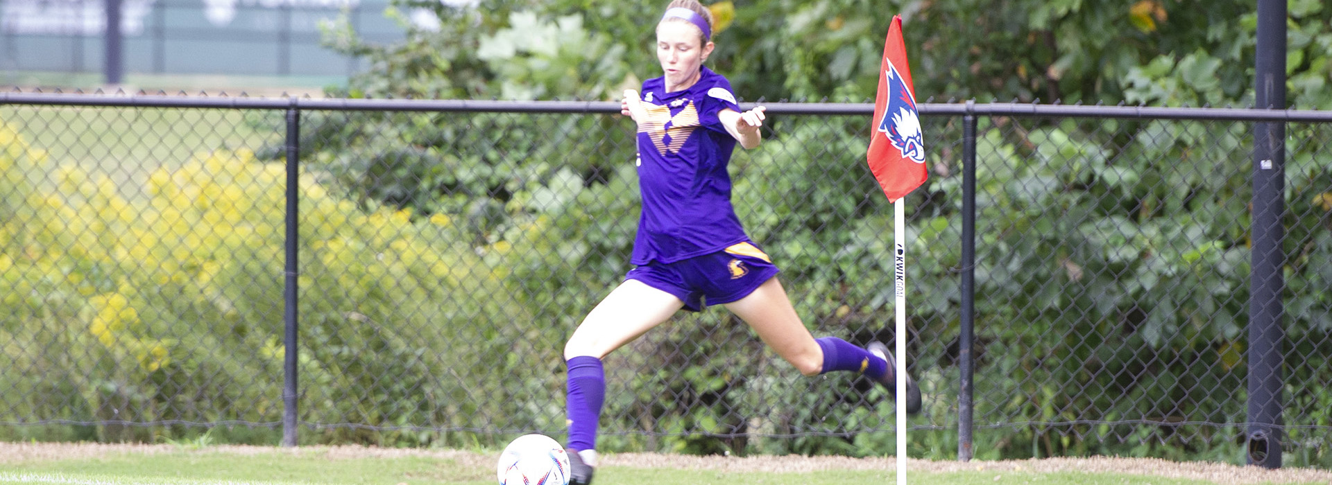 Tech soccer moves to 2-0 in league play behind 4-0 triumph at Southern Indiana