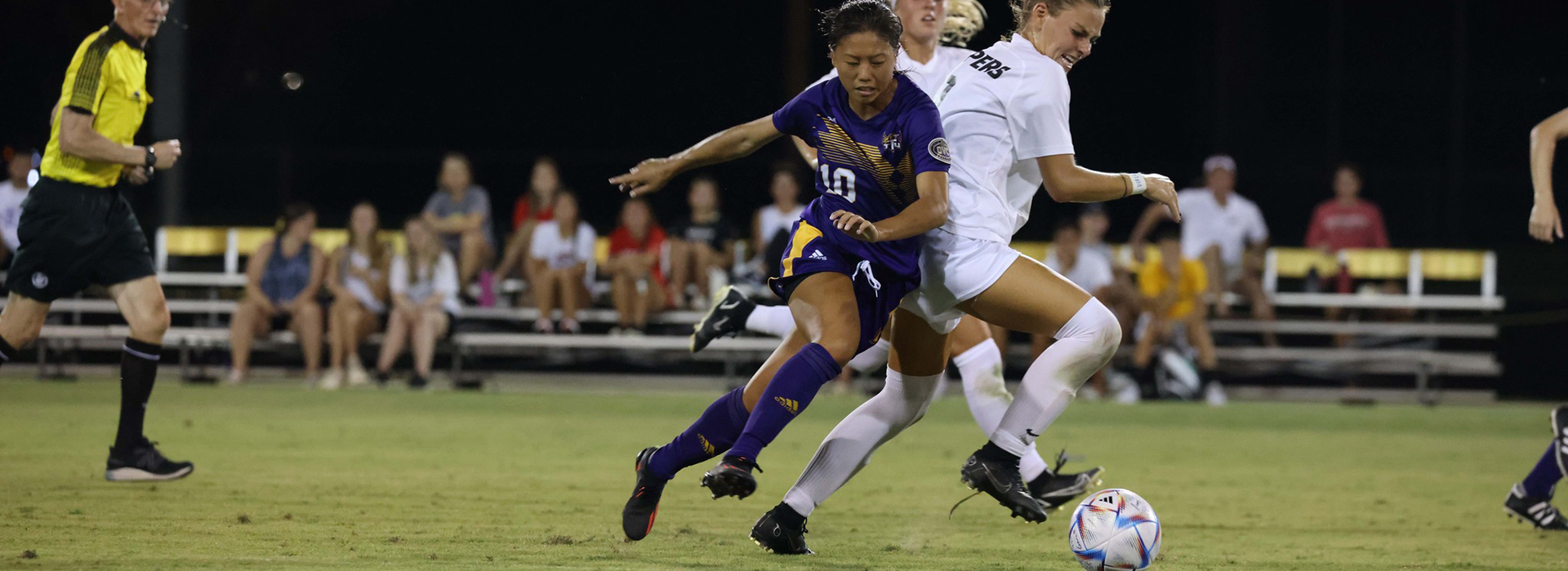 Golden Eagles score late to force dramatic draw at WKU in season opener