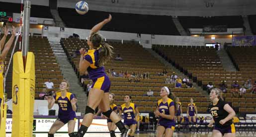 Purple and Gold Scrimmage preps Golden Eagle squad for first tournament