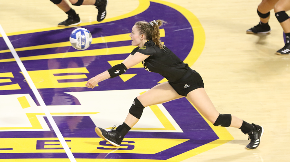 Volleyball opens OVC slate on road against Jacksonville State