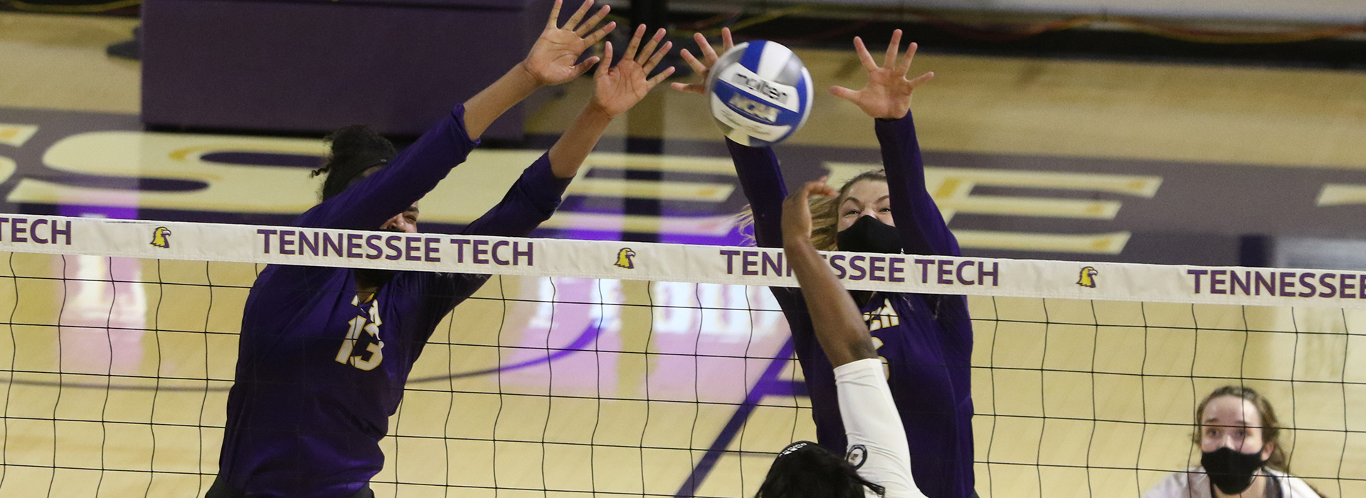 Home sweet home: Golden Eagles open play in Eblen Center with sweep of EIU